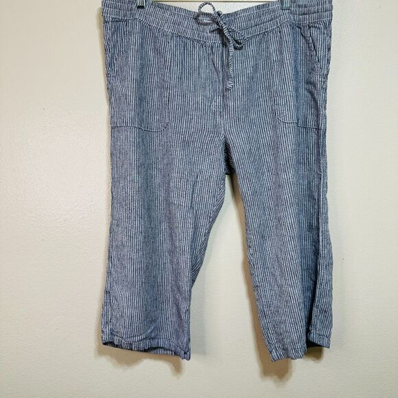Jovie Women's Wide Leg Capri Pants Size L Blue Pinstripe Linen Blend Mid Rise - Picture 1 of 5